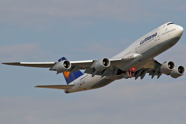 BOEING 747-8 (D-ABYH)