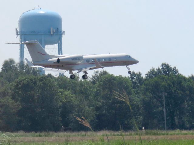 Gulfstream Aerospace Gulfstream IV (N402JE) - EDG402br /BNA-MIObr /08/02/23