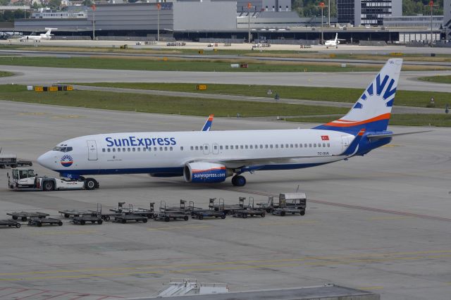 Boeing 737-800 (TC-SUL)