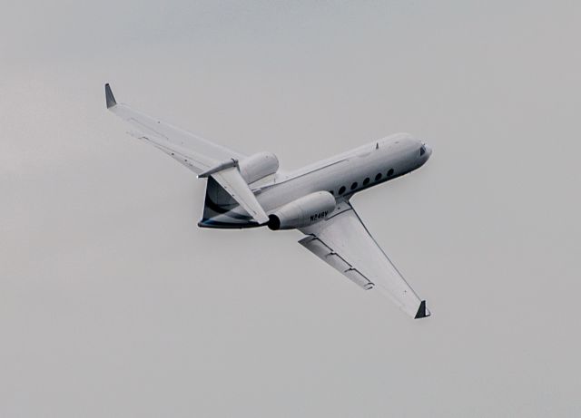 Gulfstream Aerospace Gulfstream IV (N246V)