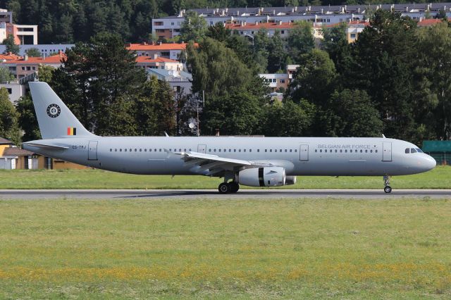 Airbus A321 (CS-TRJ)