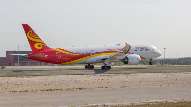 Boeing 787-8 (B-1132)