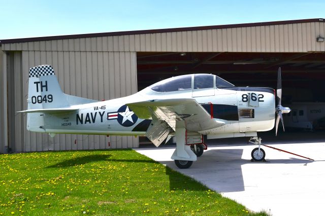 North American Trojan (N862TH) - North American T-28B Trojan N862TH in Howell 