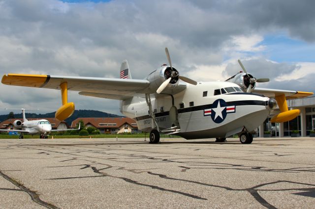 Grumman HU-16 Albatross (N7025N)