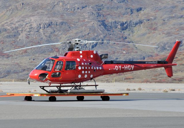 Eurocopter AS-350 AStar (OY-HGV) - Parked on the trailer