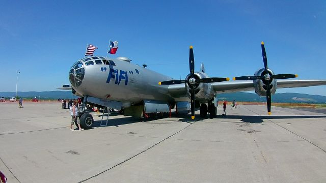 Boeing B-29 Superfortress (N529B) - The AMERICAN AIRPOWER HERITAGE FLYING MUSEUM stopped into Scranton Intl Airport bringing "FIFI" for tours and flights. 