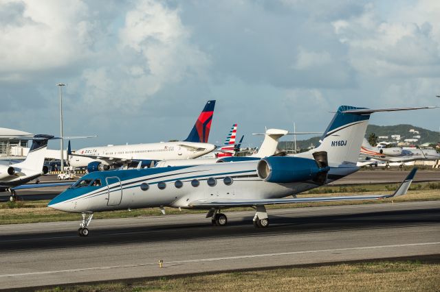 Gulfstream Aerospace Gulfstream IV (N16DJ)