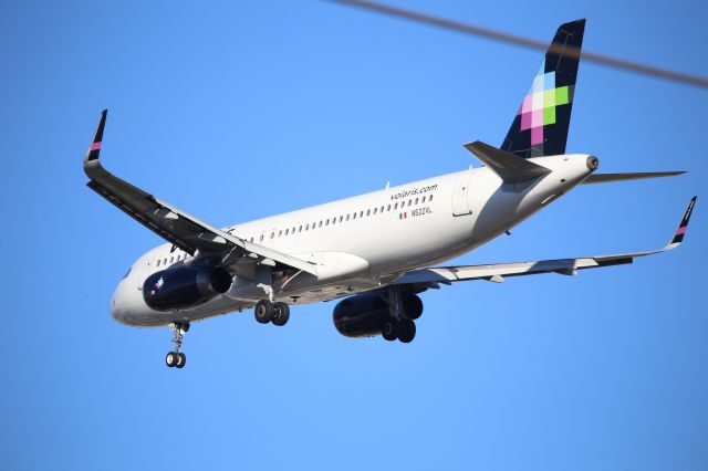 Airbus A320 (N522VL)