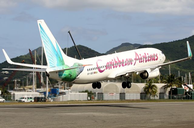 Boeing 737-800 (9Y-GEO)