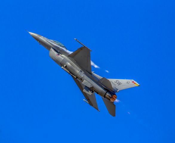 Lockheed F-16 Fighting Falcon (NMB910376) - Viper