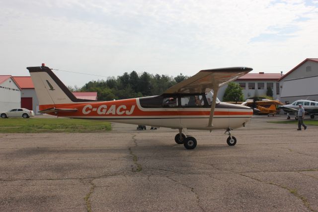 C-GACJ — - Cessna Skyhawk 172-B C-GAVJ Aéroport de Lachute CSE4 QC. 25-08-2018