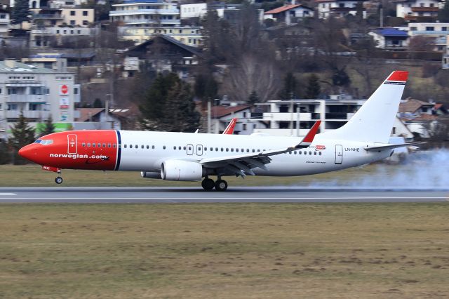 Boeing 737-800 (LN-NHE)