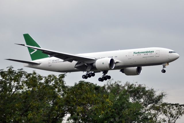 Boeing 777-200 (EZ-A777)