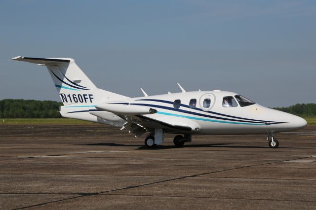 Eclipse 500 (N160FF)