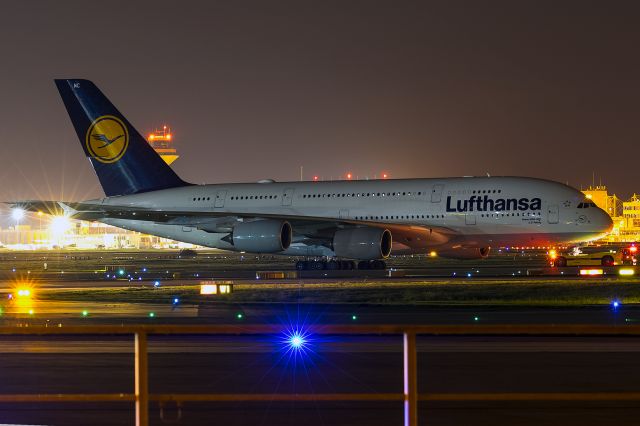 Airbus A380-800 (D-AIMC) - with a Lufthansa-Leo