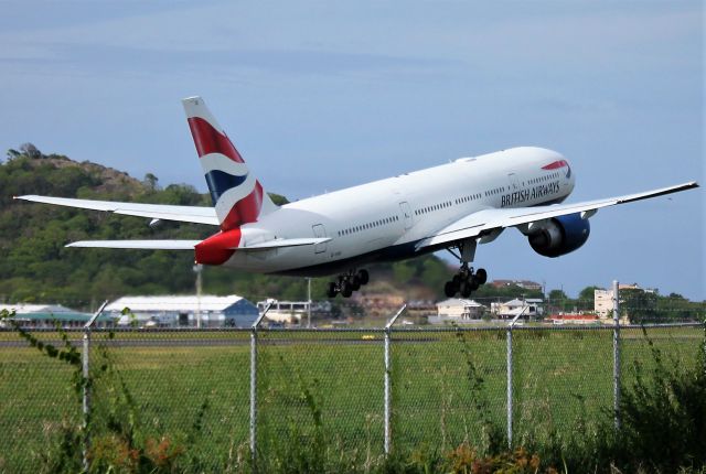 Boeing 777-200 (G-VIIU)