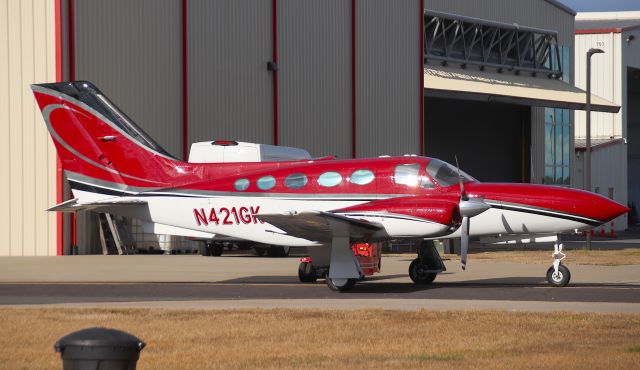 Cessna 421 (N421GK)