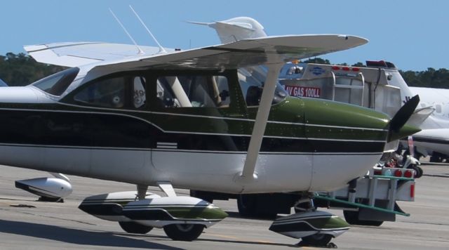 Cessna Skyhawk (N2482L)