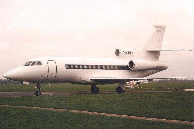 Dassault Falcon 900 (G-GPWH) - Seen here in Mar-01.br /br /Reregistered G-CBHT 3-Jan-92,br /then N627CR 27-Dec-13.