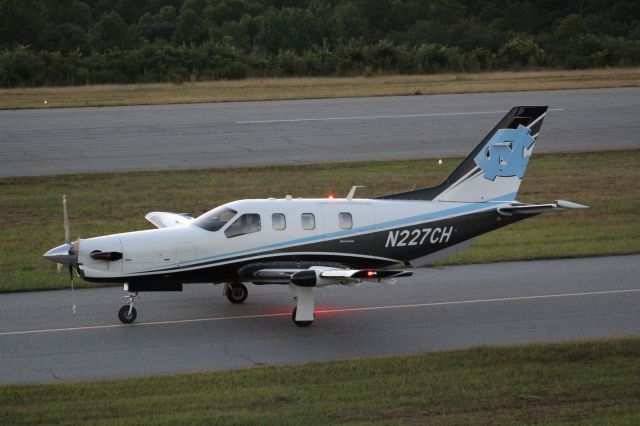 Socata TBM-700 (N227CH)