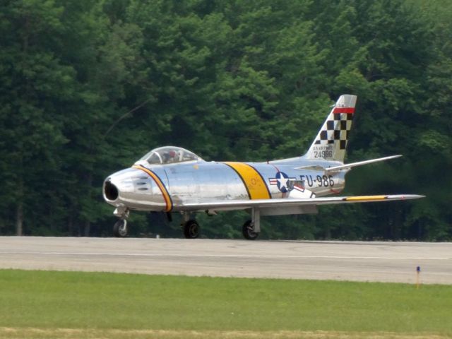 North American F-86 Sabre (N188RL)