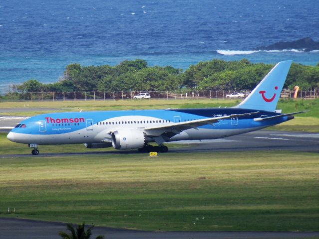 Boeing 787-8 (G-TUIA)