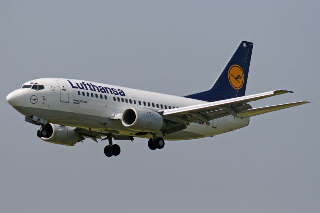 Boeing 737-500 (D-ABIK)