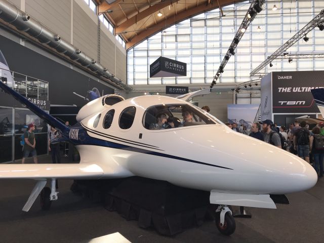 Cirrus Vision SF50 —