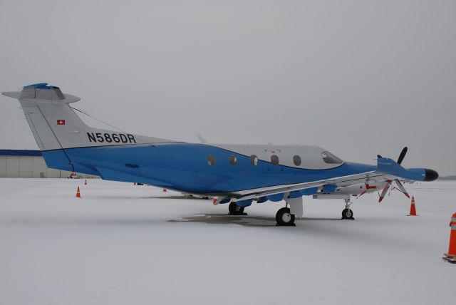 Pilatus PC-12 (N586DR)