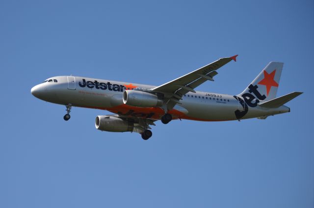 Airbus A320 (JA09JJ) - 2017-09-22