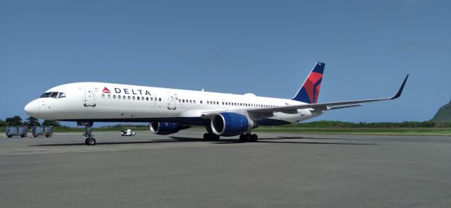 Boeing 757-200 (N548US)