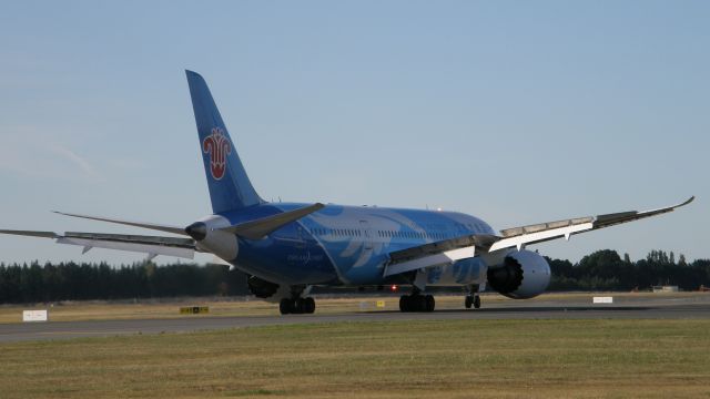 Boeing 787-8 (B-2727)