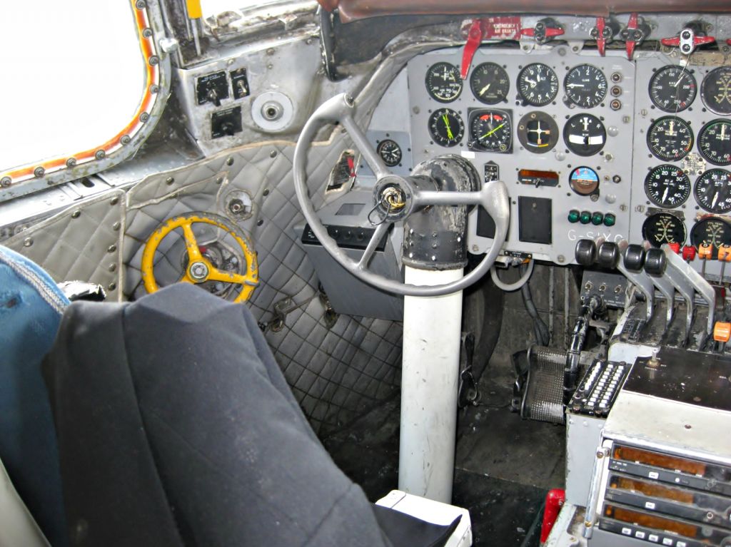 Douglas DC-6 (G-SIXC)