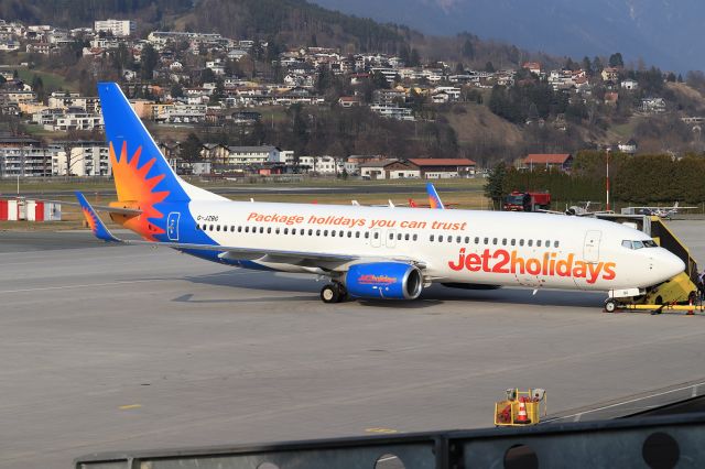 Boeing 737-800 (G-JZBG)