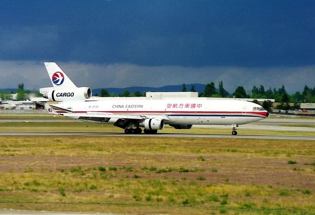 Boeing MD-11 (B-2170)