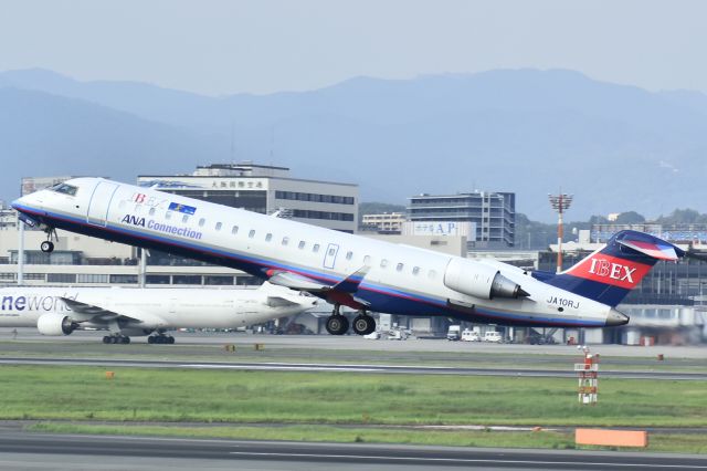 Canadair Regional Jet CRJ-700 (JA10RJ)