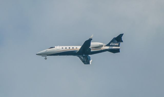 Learjet 60 (N160MG)