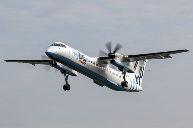 de Havilland Dash 8-400 (G-ECOT) - BEE862 departing to Southampton