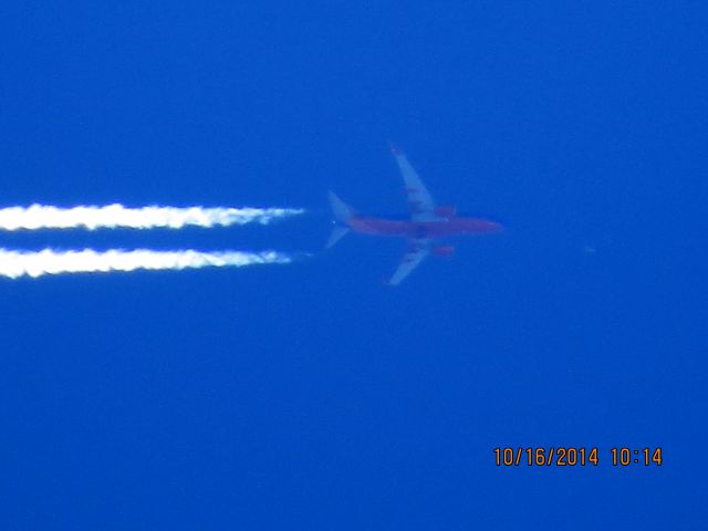 Boeing 737-700 (N938WN) - Southwest Airlines flight 302 from MDW to OKC over Southeastern Kansas at 40,000 feet.