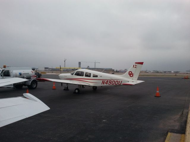 Piper Cherokee (N4900U)
