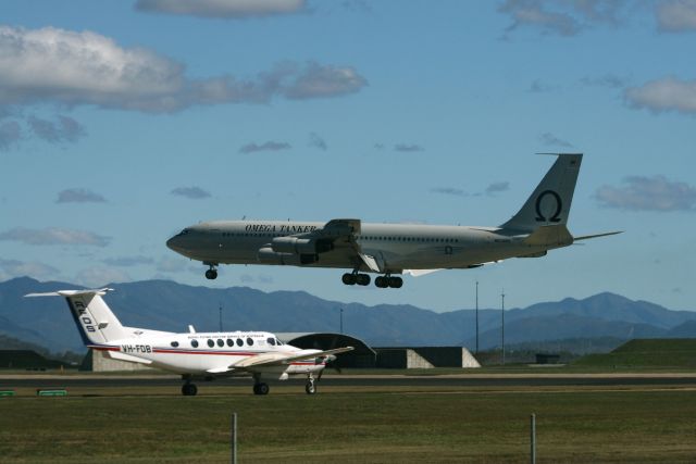 Boeing 707-100 (N624RH)