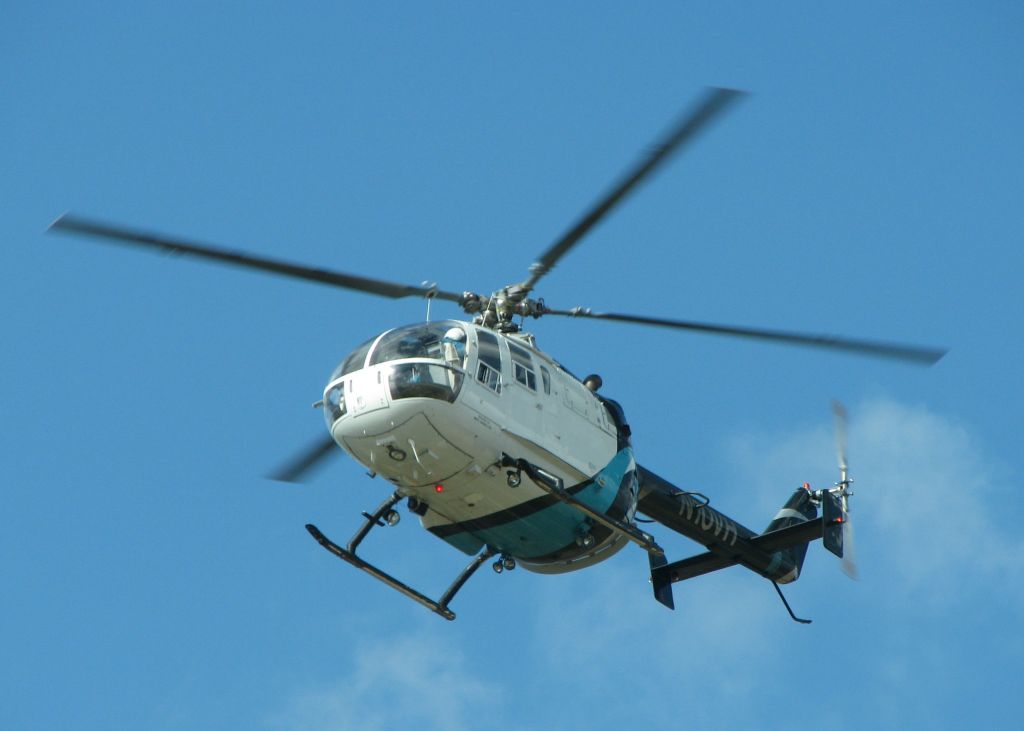 N10VH — - Landing at Metro Aviation near the Downtown Shreveport airport.