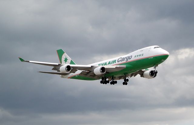 Boeing 747-200 (B-16482) - EVA Air Cargo