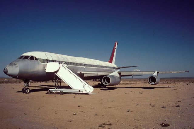 N990AB — - Aerolineas Peruanas SA Convair Cv-990, N990AB at Mojave on September 10, 2001.