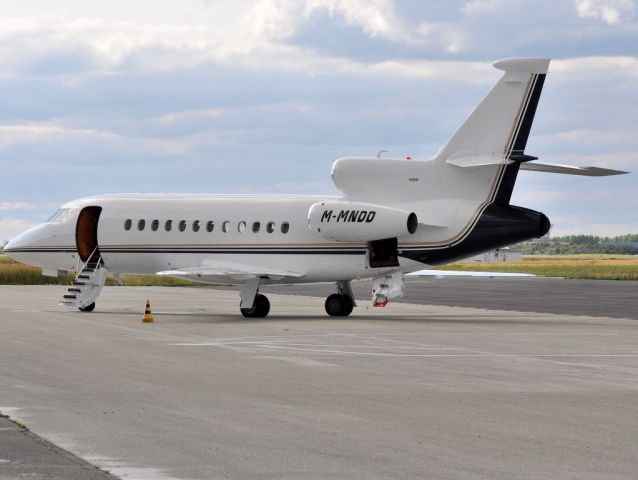 Dassault Falcon 900 (M-MNDD)