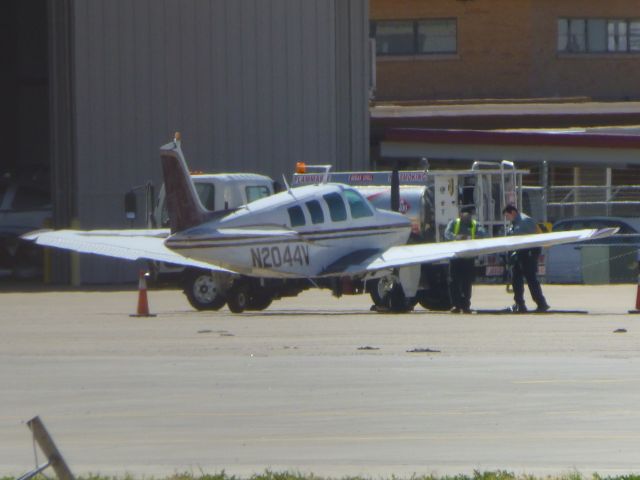 Beechcraft Bonanza (36) (N2044V)
