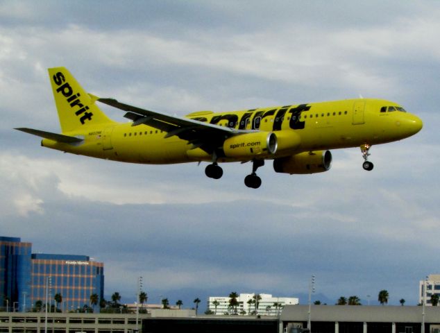 Airbus A320 (N602NK) - Landing RWY 20R 