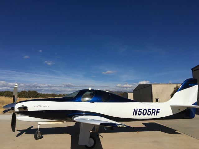 Lancair Evolution (N505RF)