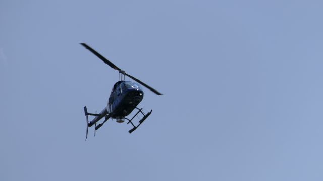 Bell JetRanger (N11TV)