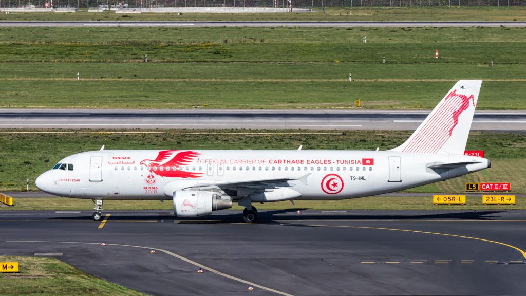 Airbus A320 (TS-IML)